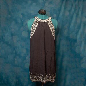 CLEARANCE THML Black & White Embroidered Halter Dress – Size Medium